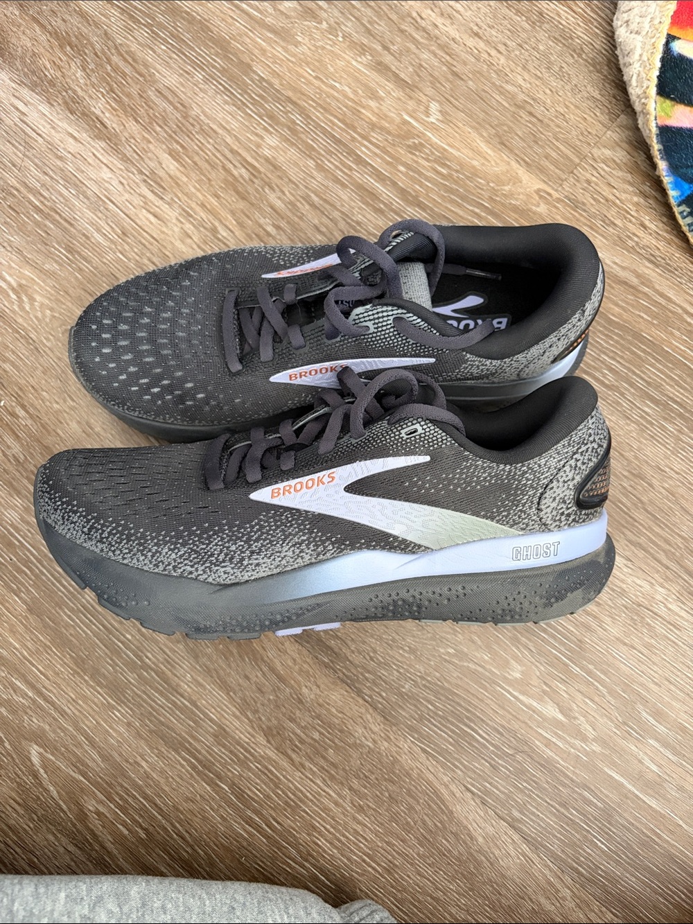 Brooks Women’s Ghost 16 Running Shoes - Charcoal/Light Gray